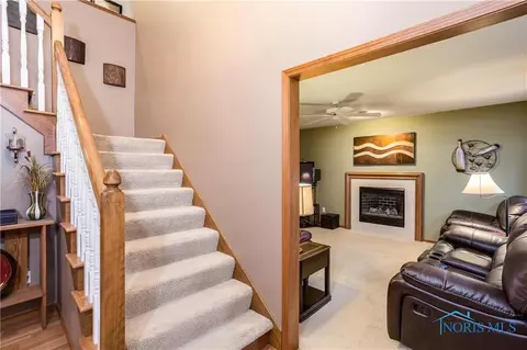 4308 Stable Path Dr, Maumee, OH 43537 photo 3