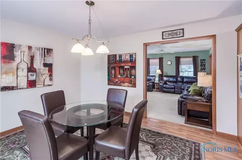 4308 Stable Path Dr, Maumee, OH 43537 photo 11