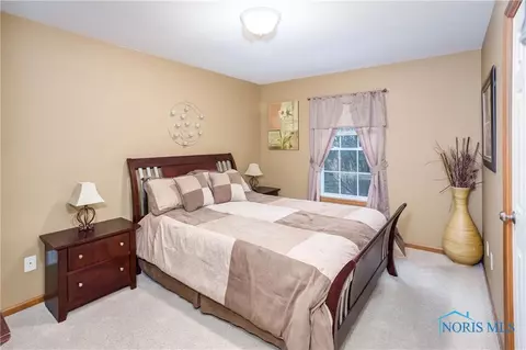 4308 Stable Path Dr, Maumee, OH 43537 photo 22