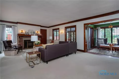 2552 Riverview Dr, Maumee, OH 43537 photo 7
