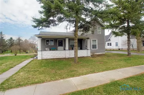 413 N Adrian St, Lyons, OH 43533 photo 21