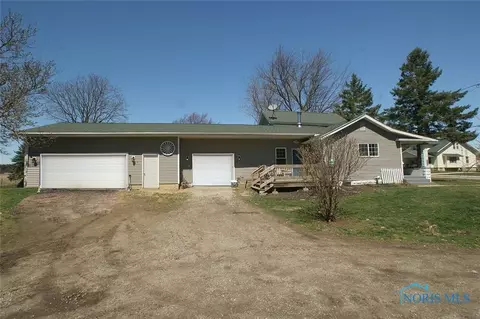 413 N Adrian St, Lyons, OH 43533 photo 18