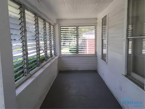 1707 Perth St, Toledo, OH 43607 photo 3