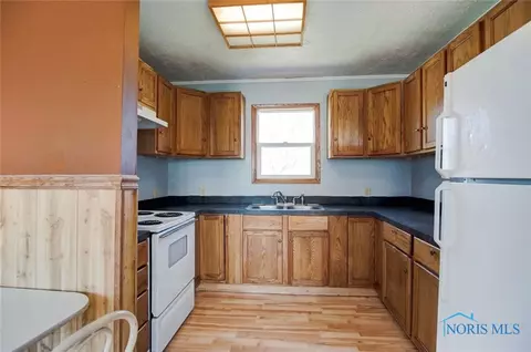 514 W Sugar St, Paulding, OH 45879 photo 7