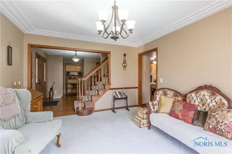 2202 Willowtree Ln, Maumee, OH 43537 photo 5
