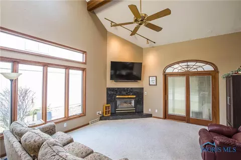 2202 Willowtree Ln, Maumee, OH 43537 photo 10