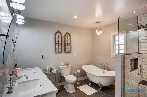 132 E Mcpherson Ave, Findlay, OH 45840 photo 16