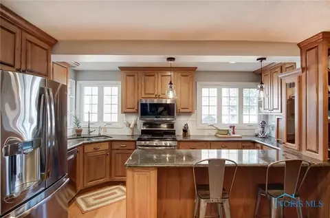 132 E Mcpherson Ave, Findlay, OH 45840 photo 7