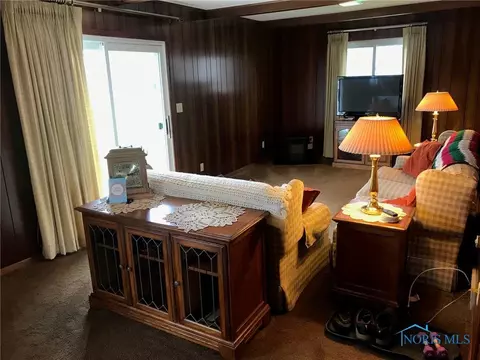23559 W Hellwig Rd, Genoa, OH 43430 photo 6