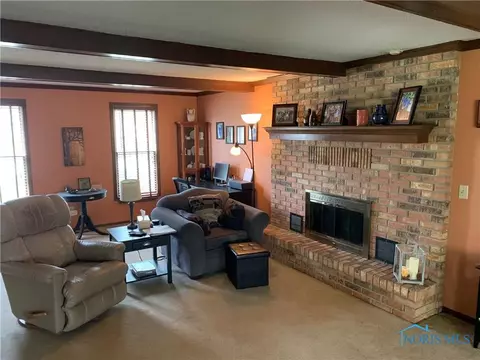 1203 Ashley Rd, Bryan, OH 43506 photo 2