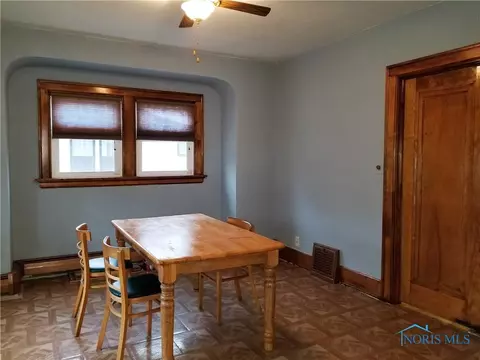 1717 Perth St, Toledo, OH 43607 photo 9