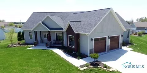 209 Sylvanus St, Archbold, OH 43502 photo 2