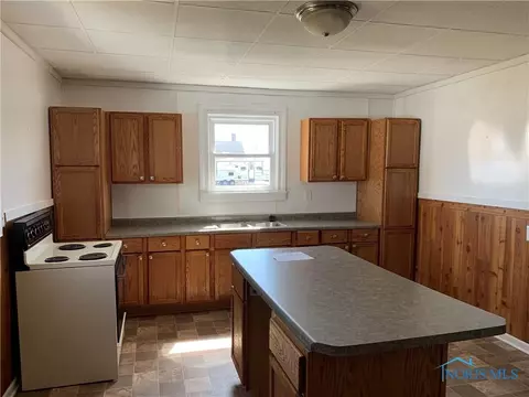 106 E Forrest St, Continental, OH 45831 photo 6