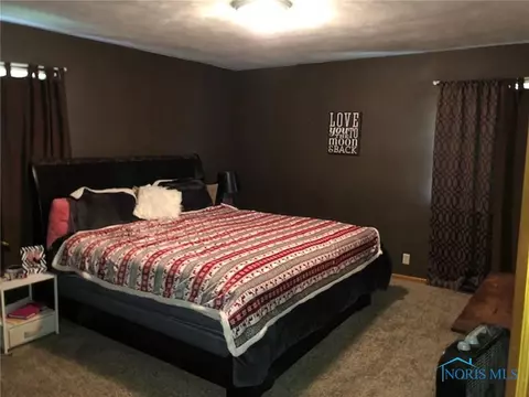 608 S Cherry St, Bryan, OH 43506 photo 9