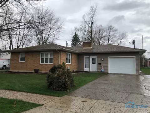 608 S Cherry St, Bryan, OH 43506 photo 1