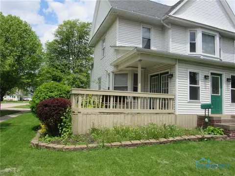 601 E Main St, Delta, OH 43515 photo 2