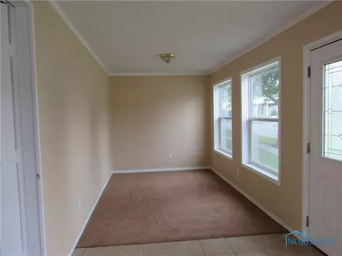 601 E Main St, Delta, OH 43515 photo 13