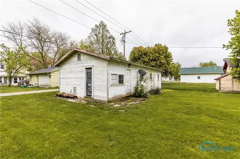 420 N Walnut St, Bryan, OH 43506 photo 5