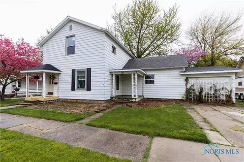 420 N Walnut St, Bryan, OH 43506 photo 1