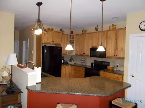 1183 Apache Dr, Wauseon, OH 43567 photo 4