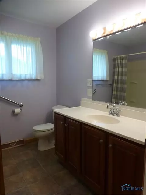 208 N Summit St, Edon, OH 43518 photo 17
