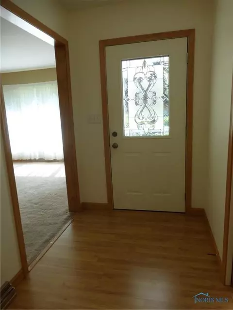 208 N Summit St, Edon, OH 43518 photo 9