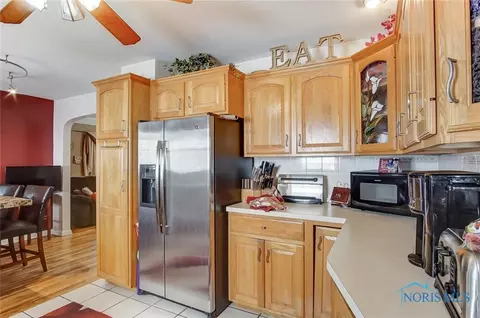 2616 Lambert Dr, Toledo, OH 43613 photo 15