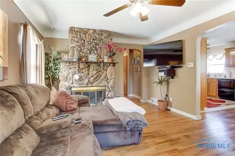 2616 Lambert Dr, Toledo, OH 43613 photo 7