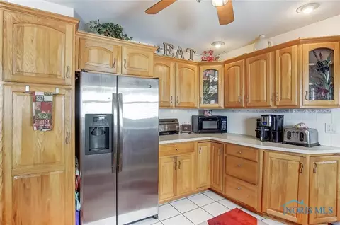 2616 Lambert Dr, Toledo, OH 43613 photo 13