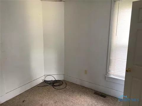 732 S Main St, Bryan, OH 43506 photo 6