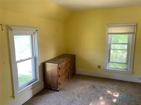 732 S Main St, Bryan, OH 43506 photo 5