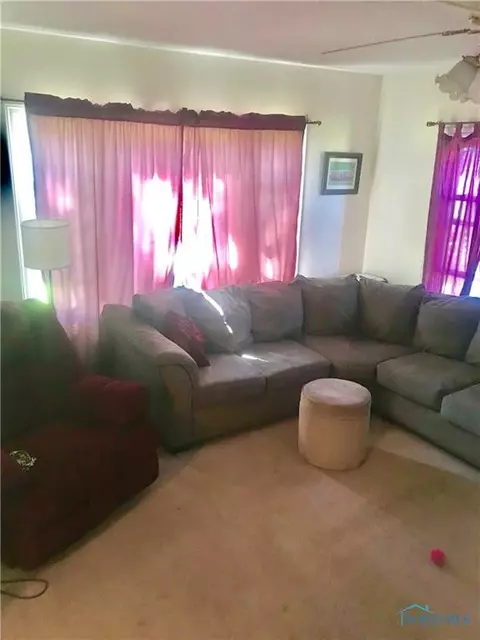 428 Grove St, Leipsic, OH 45856 photo 7