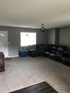 512 Fairview Dr, Bryan, OH 43506 photo 5