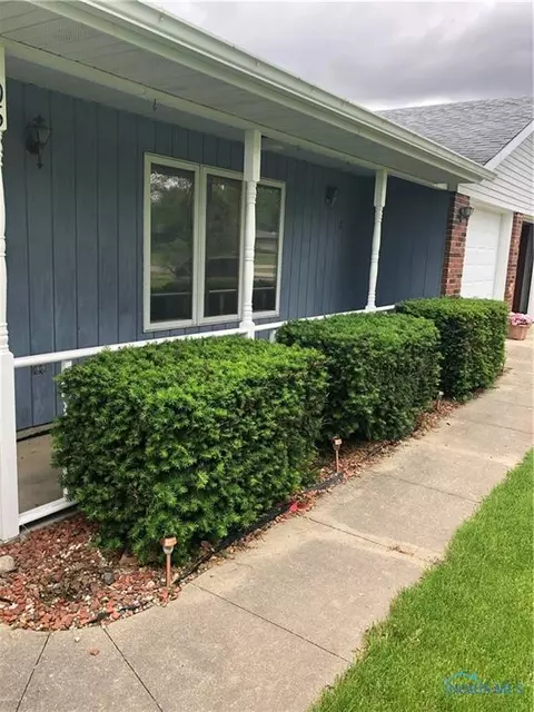 105 Avalon Dr, Bryan, OH 43506 photo 3