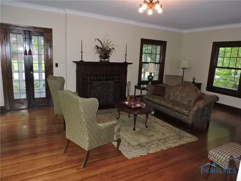 1978 Richmond Rd, Toledo, OH 43607 photo 14