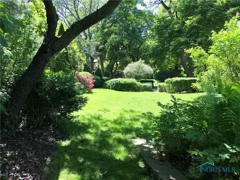1978 Richmond Rd, Toledo, OH 43607 photo 7