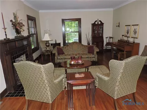 1978 Richmond Rd, Toledo, OH 43607 photo 13