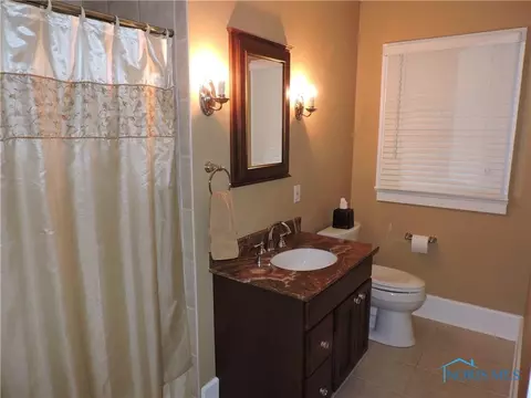 1978 Richmond Rd, Toledo, OH 43607 photo 32