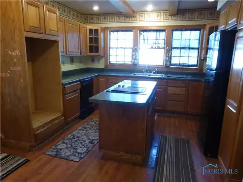 504 E Bryan St, Bryan, OH 43506 photo 5