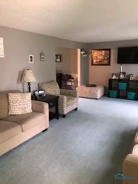 226 Norlick Dr, Bryan, OH 43506 photo 4