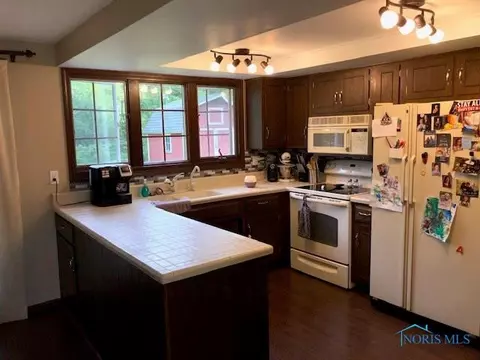 226 Norlick Dr, Bryan, OH 43506 photo 6