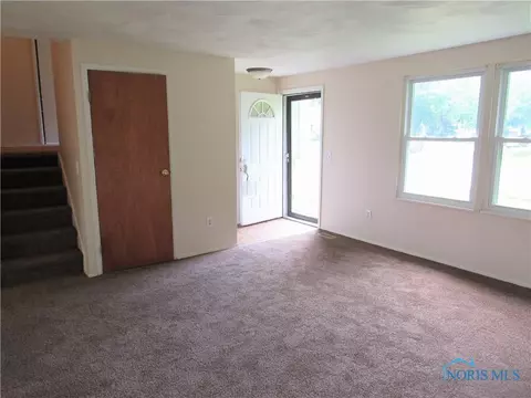 4232 Foxchapel Rd, Toledo, OH 43607 photo 2