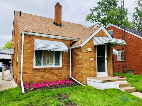 410 Darrow Ave, Toledo, OH 43607 photo 2