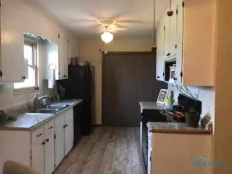 136 Cherry St, Bradner, OH 43406 photo 14