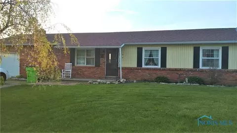 136 Cherry St, Bradner, OH 43406 photo 1