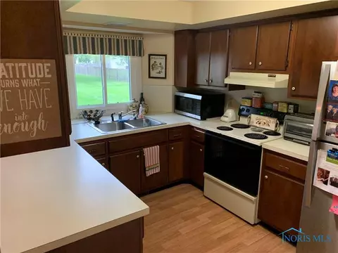 1214 Greendale Ave, Bryan, OH 43506 photo 7