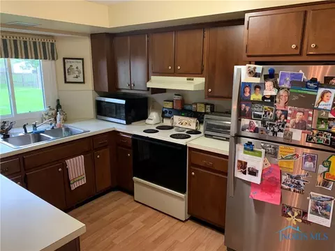 1214 Greendale Ave, Bryan, OH 43506 photo 6