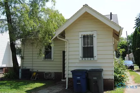911 Brookley Blvd, Toledo, OH 43607 photo 3