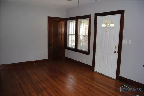 911 Brookley Blvd, Toledo, OH 43607 photo 5