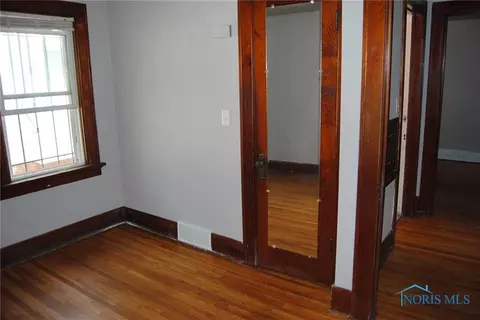 911 Brookley Blvd, Toledo, OH 43607 photo 11